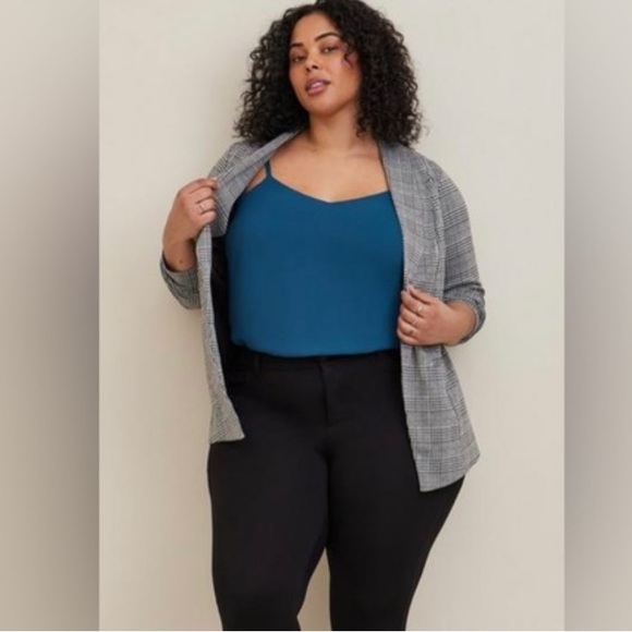 NWT Torrid Sophie Chiffon Blue Swing Cami - Picture 4 of 11